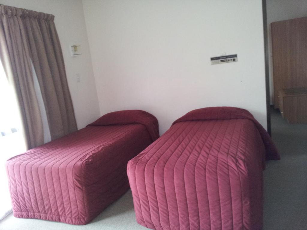 Ace High Motor Inn Napier Room photo